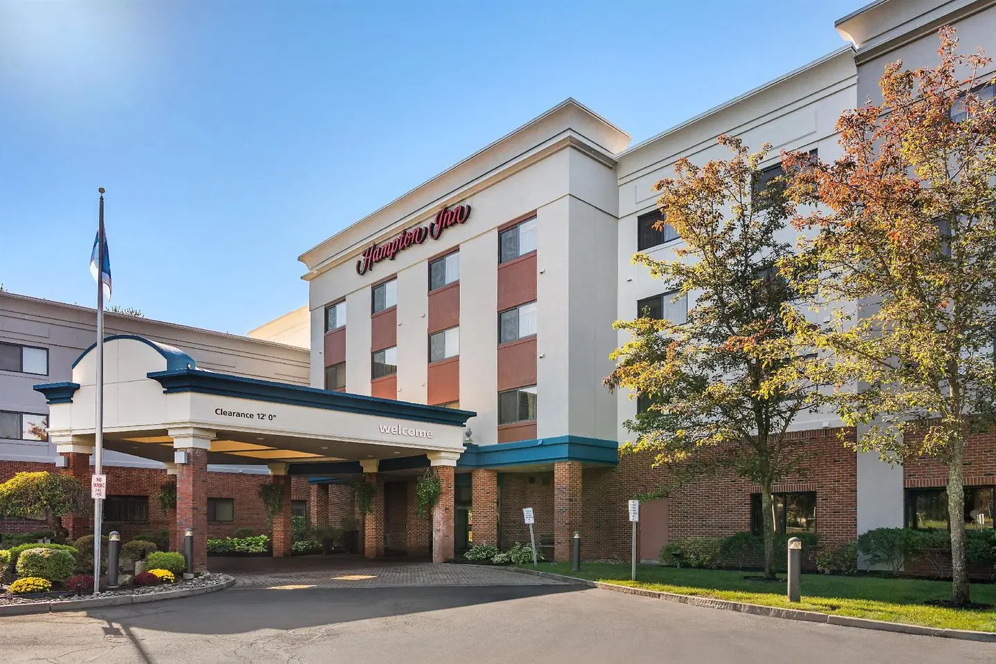 Hampton Inn Albany-Western Ave/University Area EXTERIOR