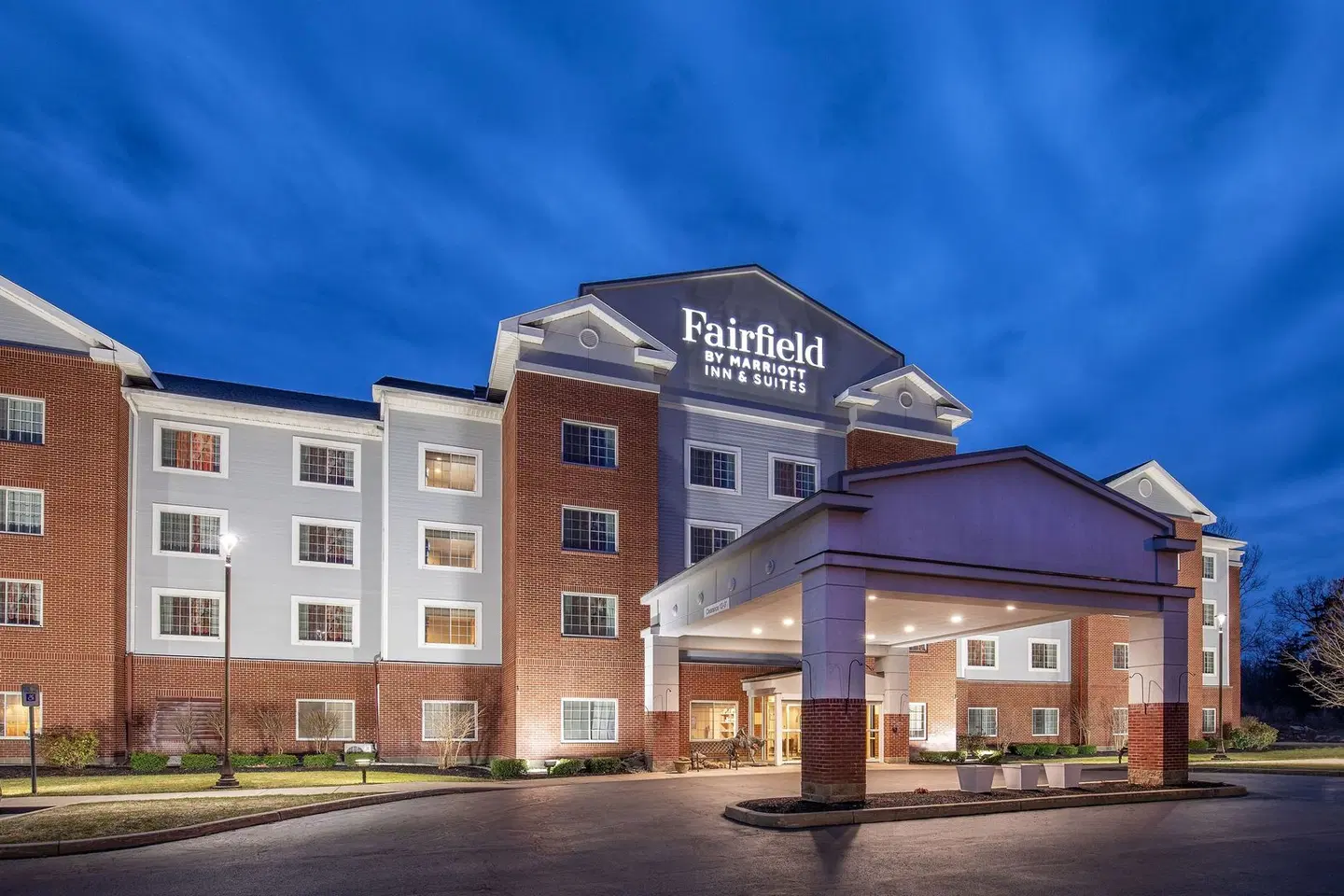 Fairfield by Marriott Inn & Suites Saratoga Malta EXTERIOR