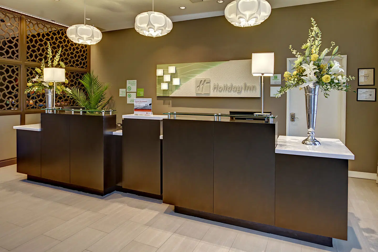 Holiday Inn & Suites Tupelo North by IHG LOUNGE_LOBBY