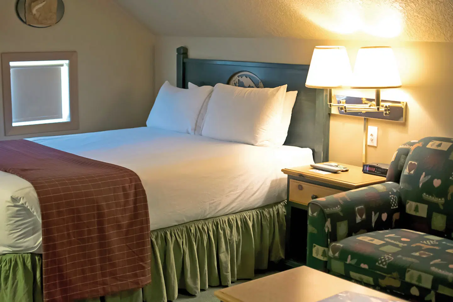 Waterton Lakes Lodge Resort ROOM_EXAMPLE