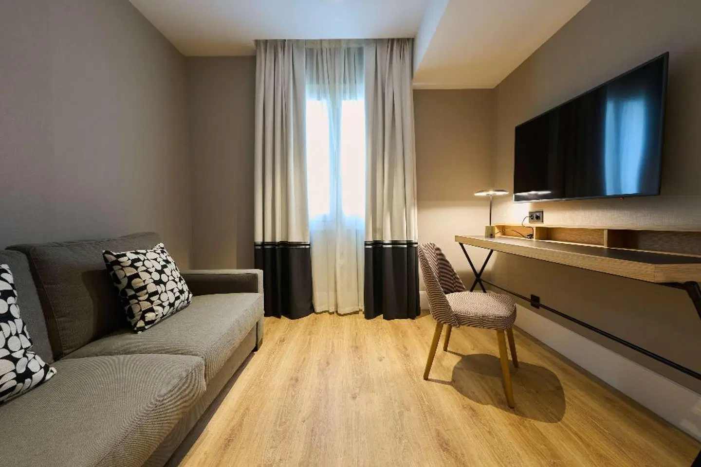 Catalonia Ramblas ROOM_EXAMPLE