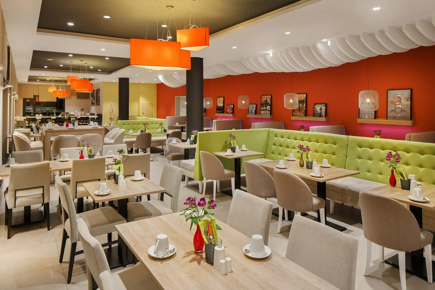 Holiday Inn Dusseldorf City Toulouser All. by IHG Restaurant