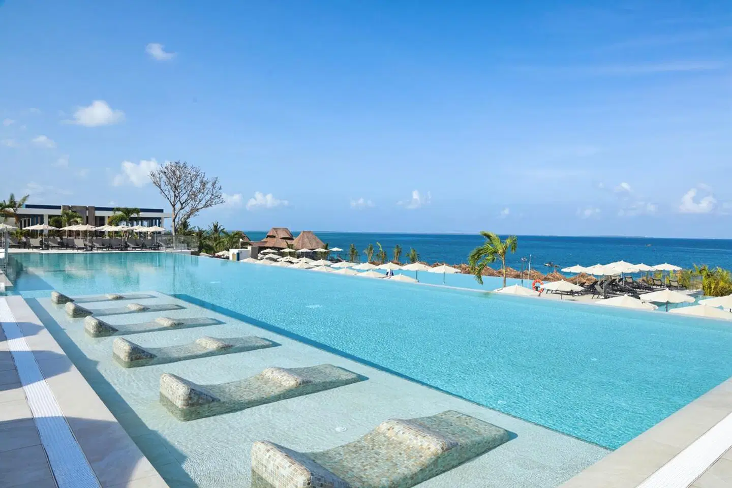 RIU Palace Swahili OUTDOOR_POOL