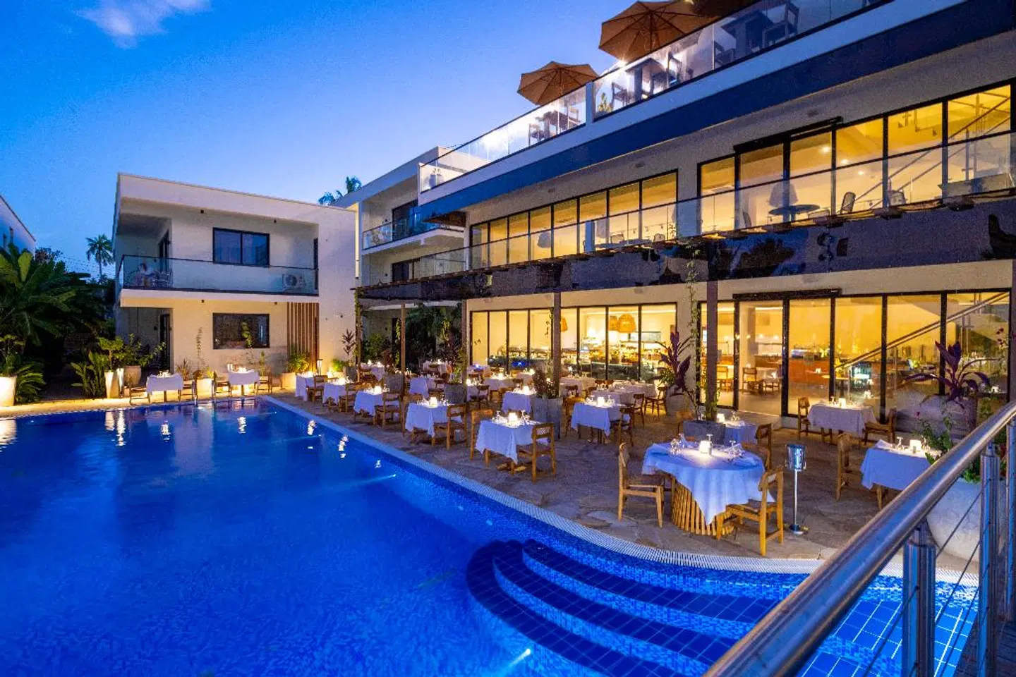 TOA Hotel & Spa Zanzibar OUTDOOR_POOL
