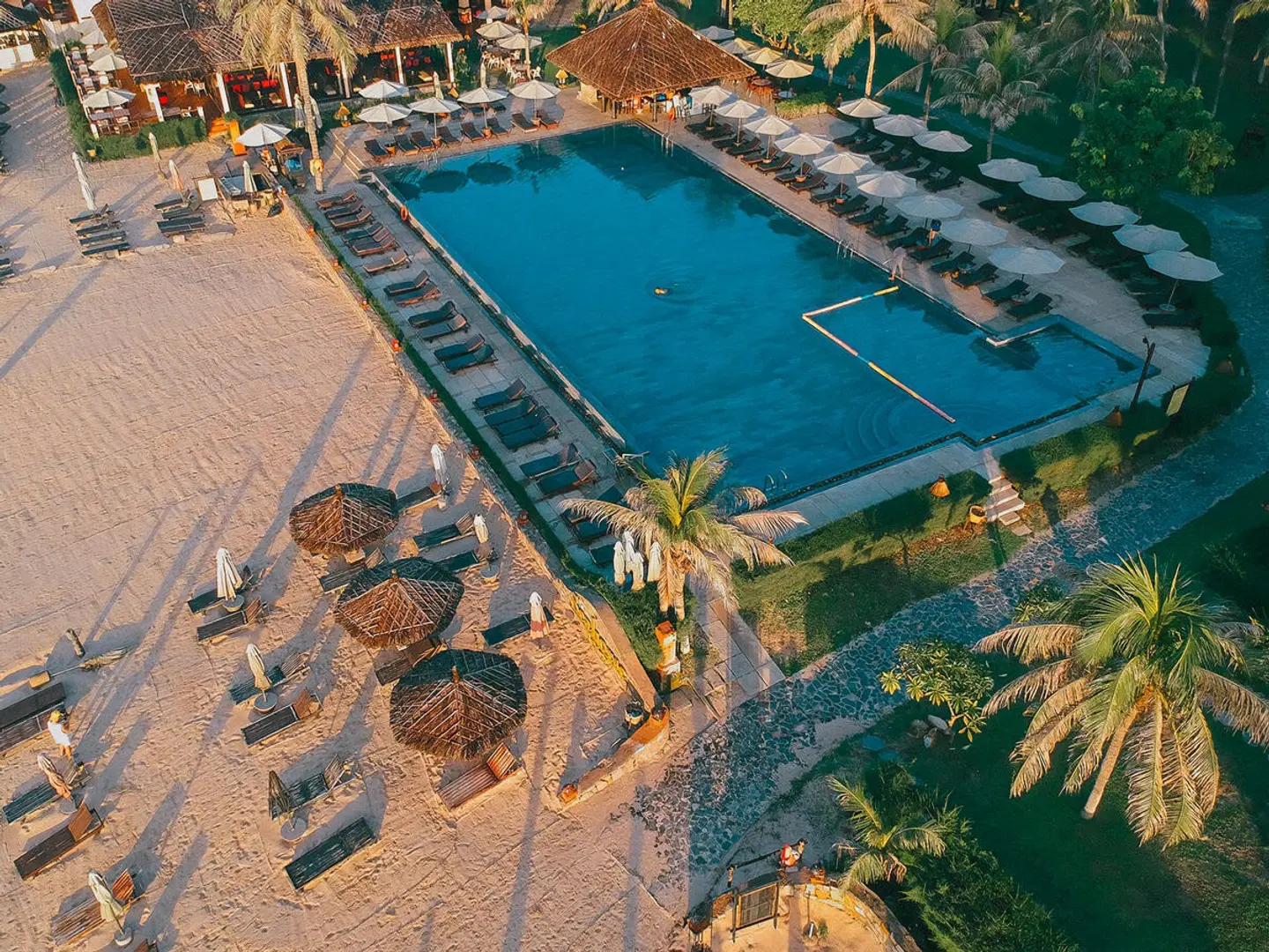 Seahorse Resort & Spa OUTDOOR_POOL