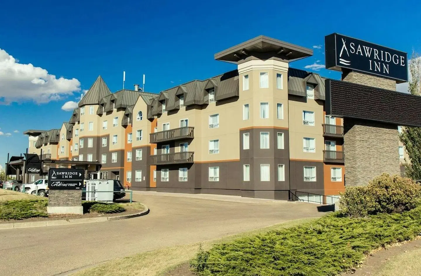 Sawridge Inn and Conference Centre Edmonton South EXTERIOR
