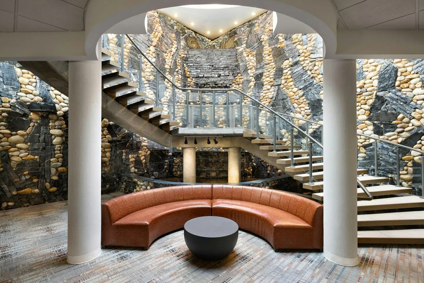 Four Points by Sheraton Edmonton South LOUNGE_LOBBY