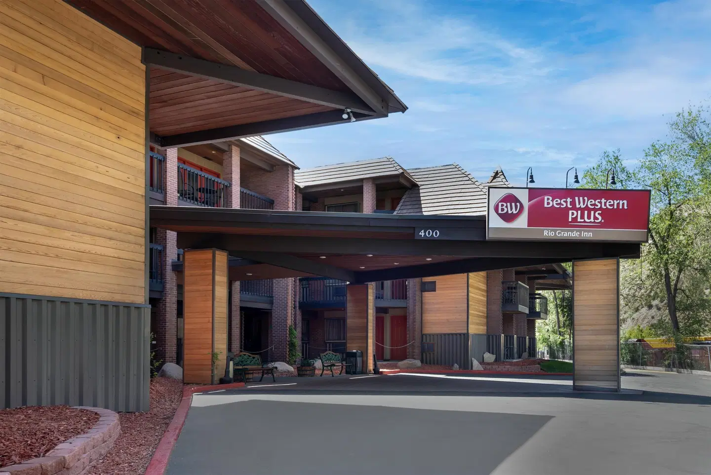 Best Western PLUS Rio Grande Inn EXTERIOR