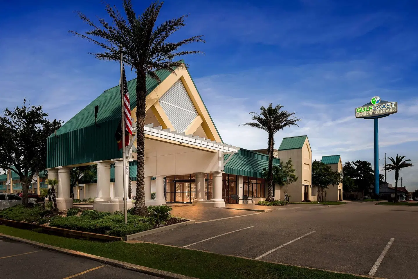 Best Western Seaway Inn EXTERIOR