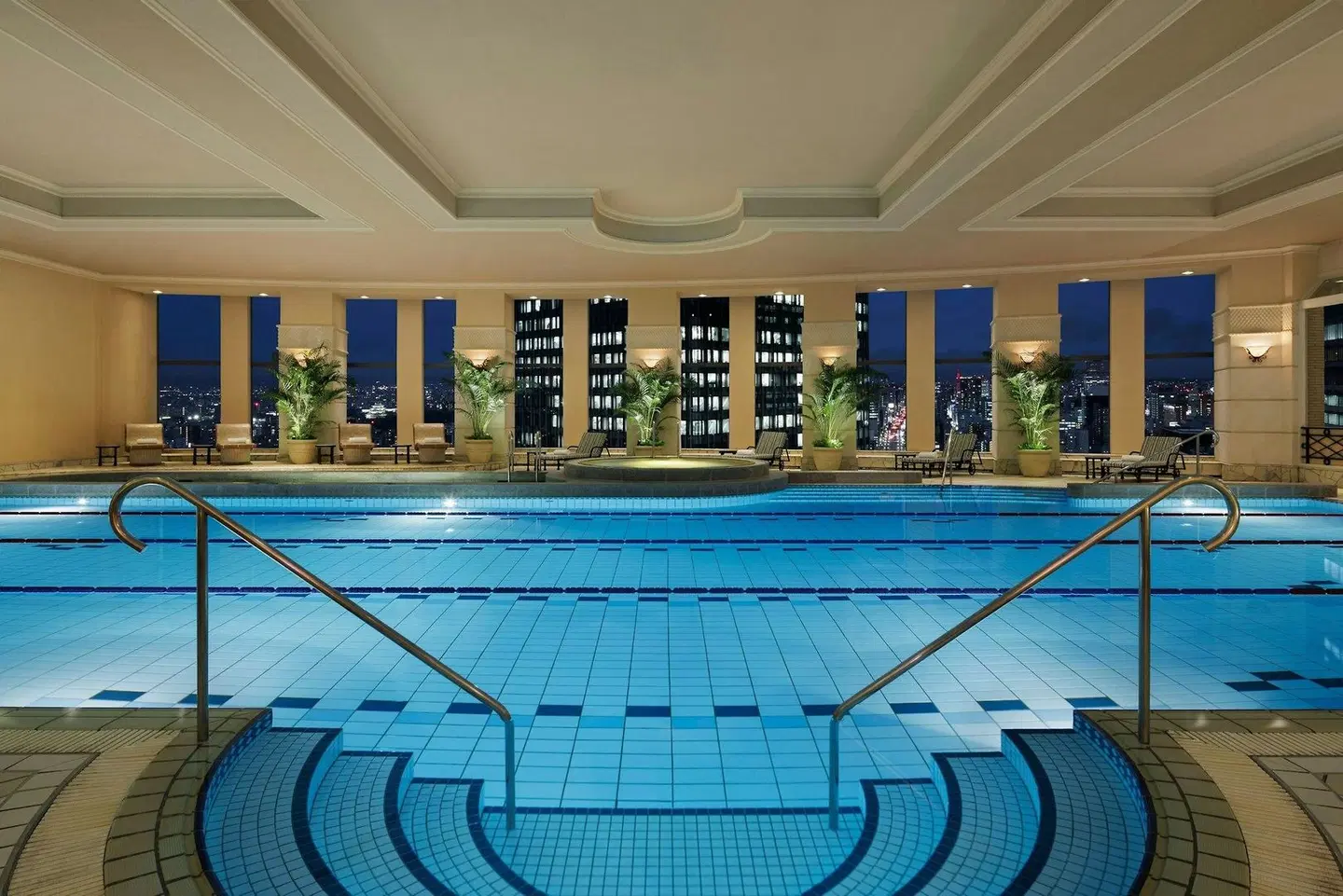 Nagoya Marriott Associa Hotel Hallenbad