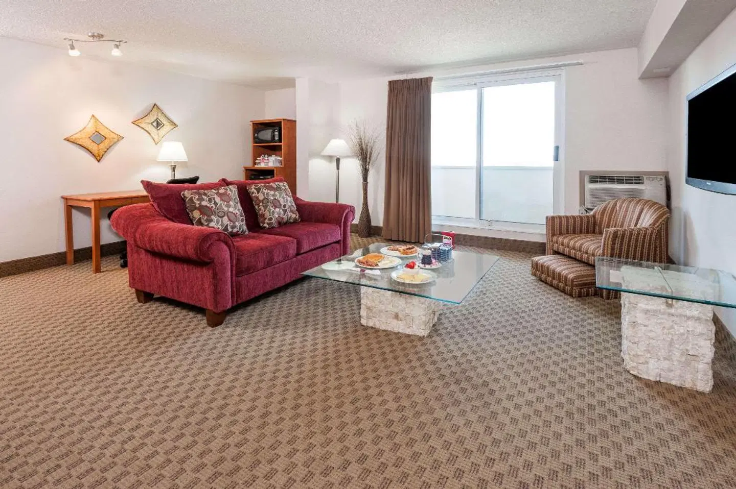 Ramada by Wyndham Edmonton South ROOM_EXAMPLE