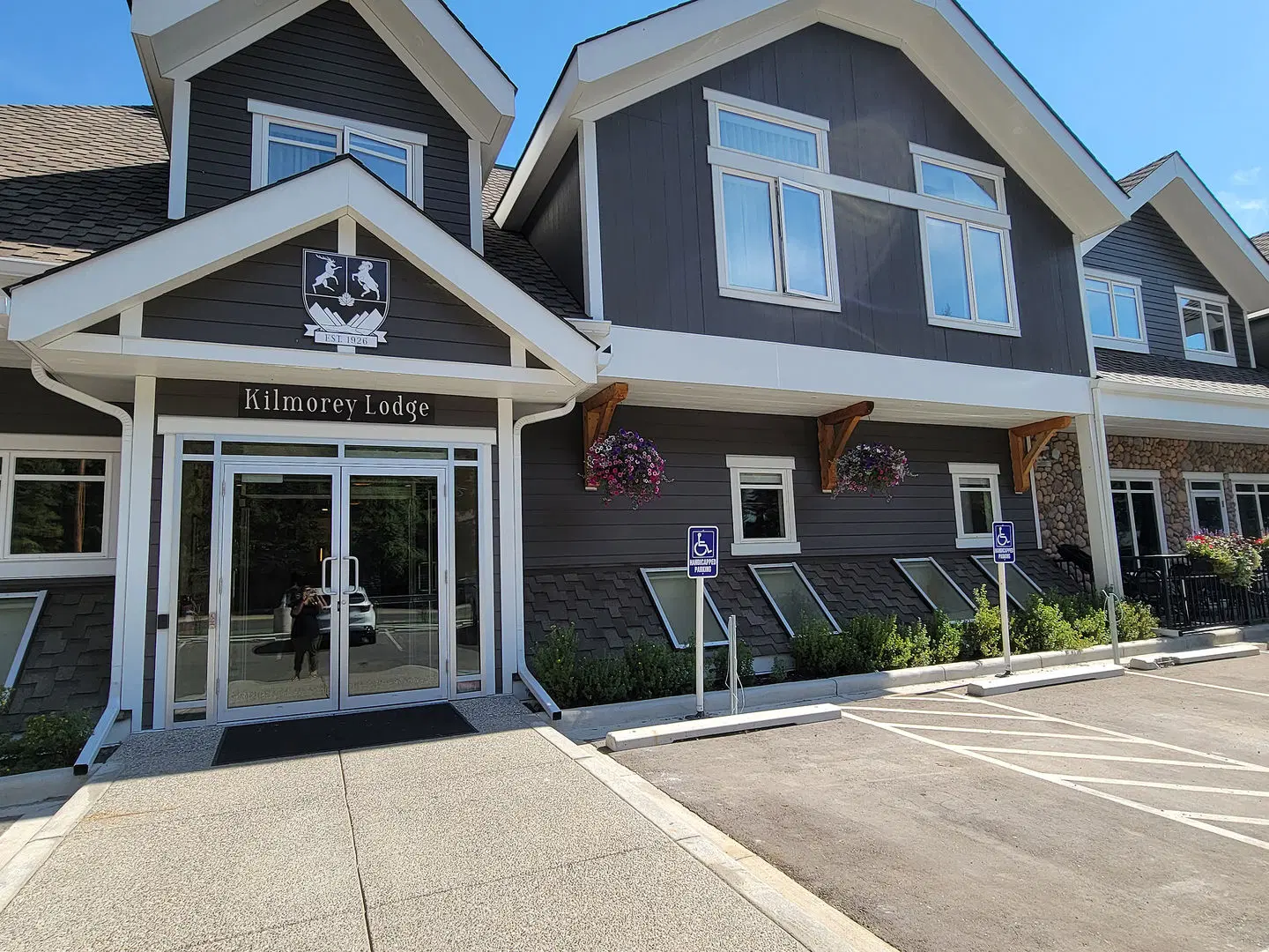 Kilmorey Lodge EXTERIOR