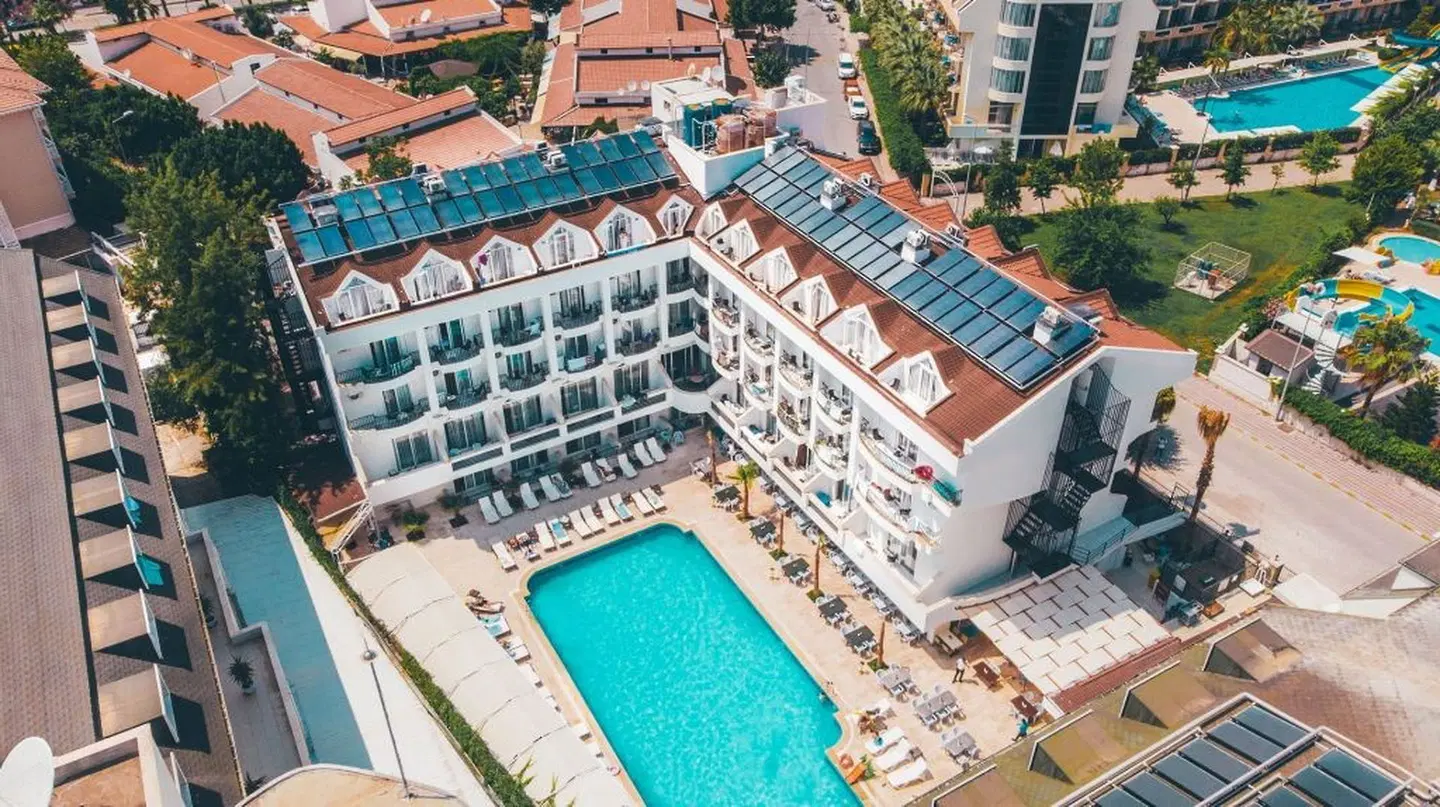 Beso Beach Hotel OUTDOOR_POOL