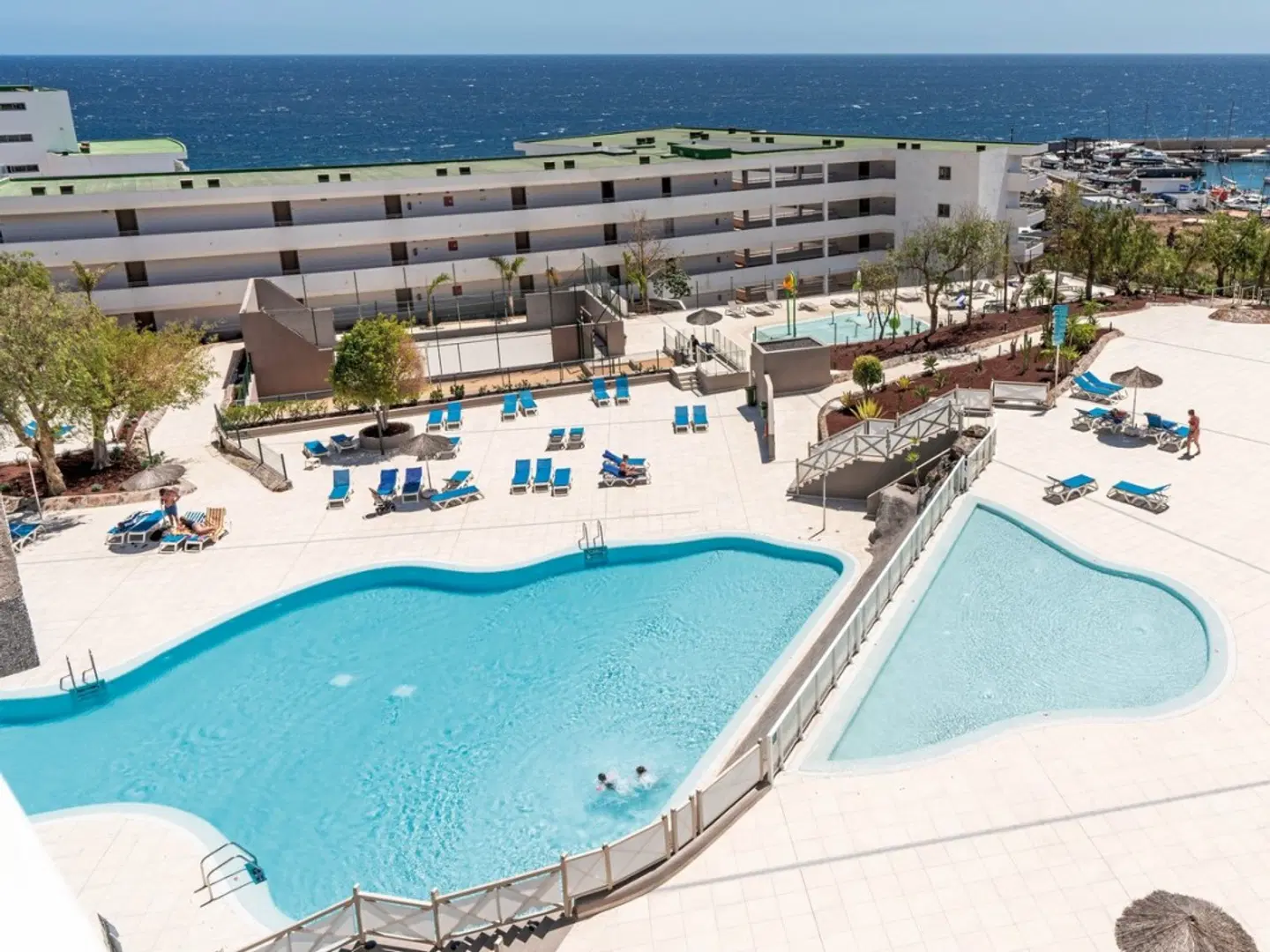 Alua Atlántico Golf Resort OUTDOOR_POOL