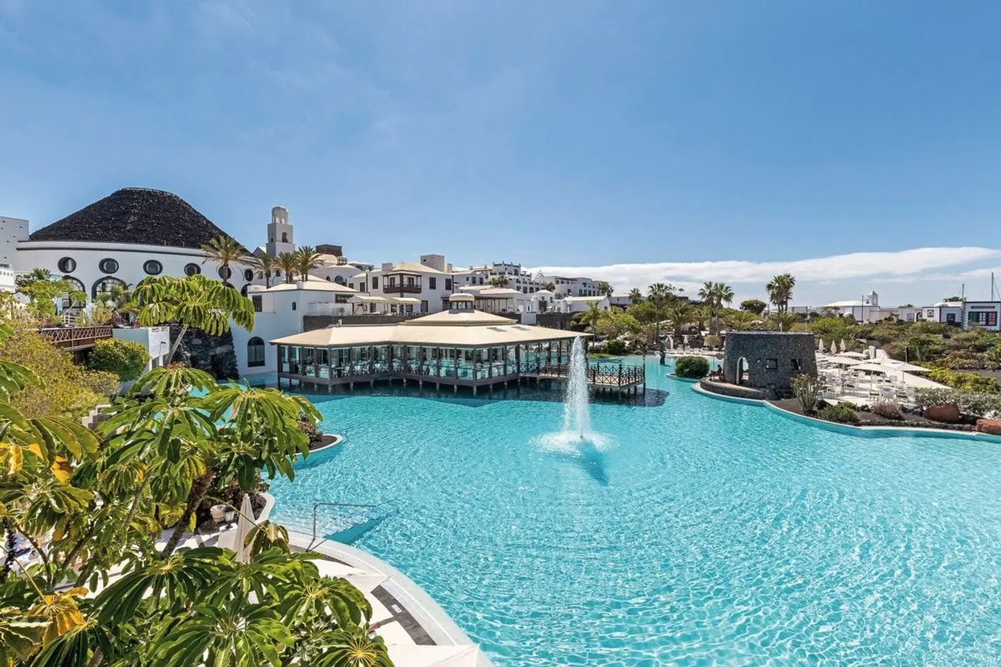 LIVVO Volcán Lanzarote OUTDOOR_POOL