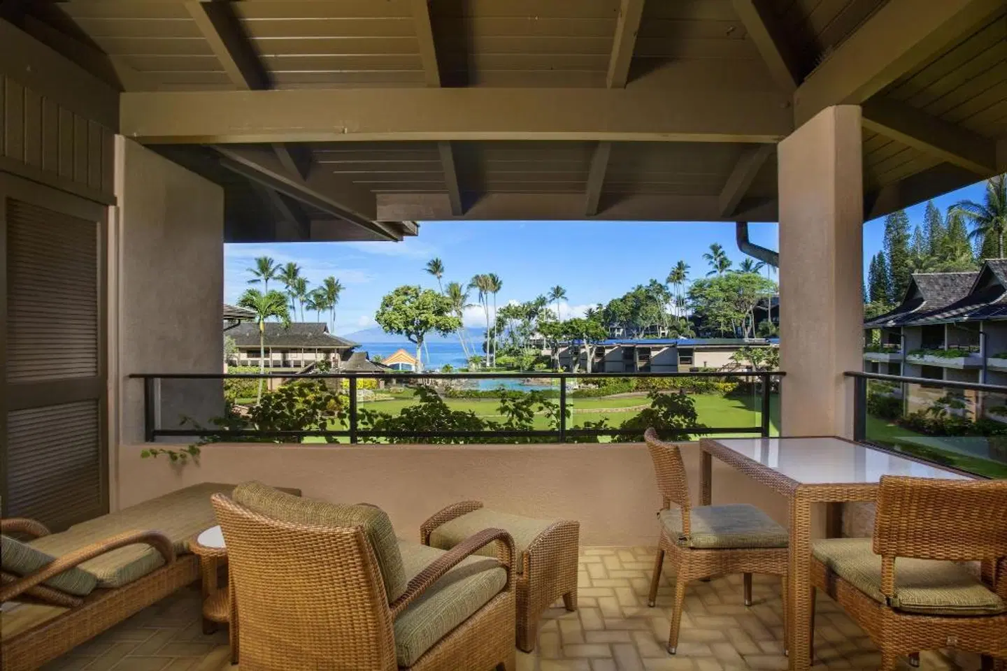 Napili Kai Beach Resort Terrasse
