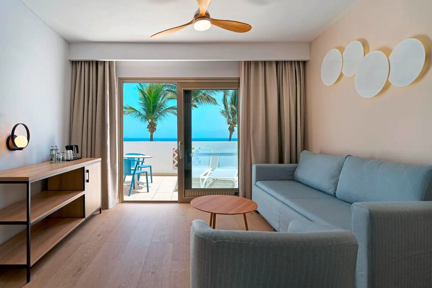 Las Costas ROOM_EXAMPLE