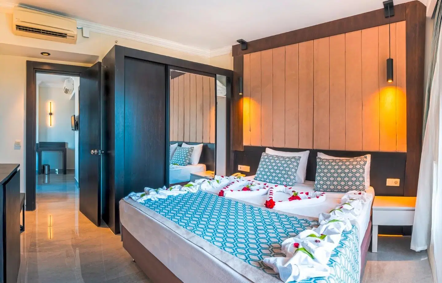 LRS Lake & River Side Hotel & Spa ROOM_EXAMPLE