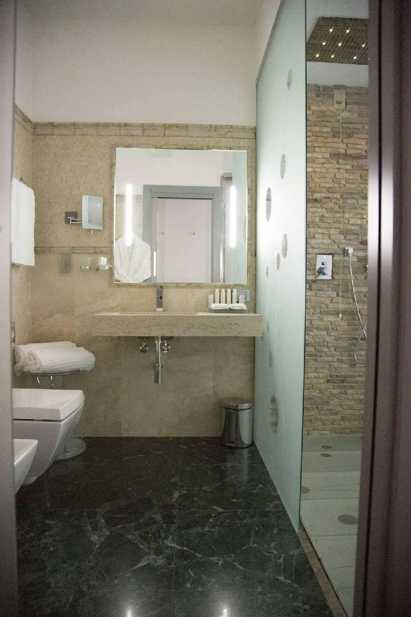 Trecento Badezimmer