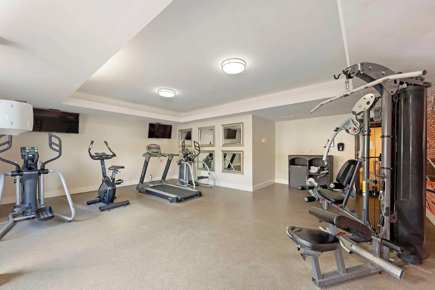 Best Western Plus Austin Central SPORTS_AND_LEISURE