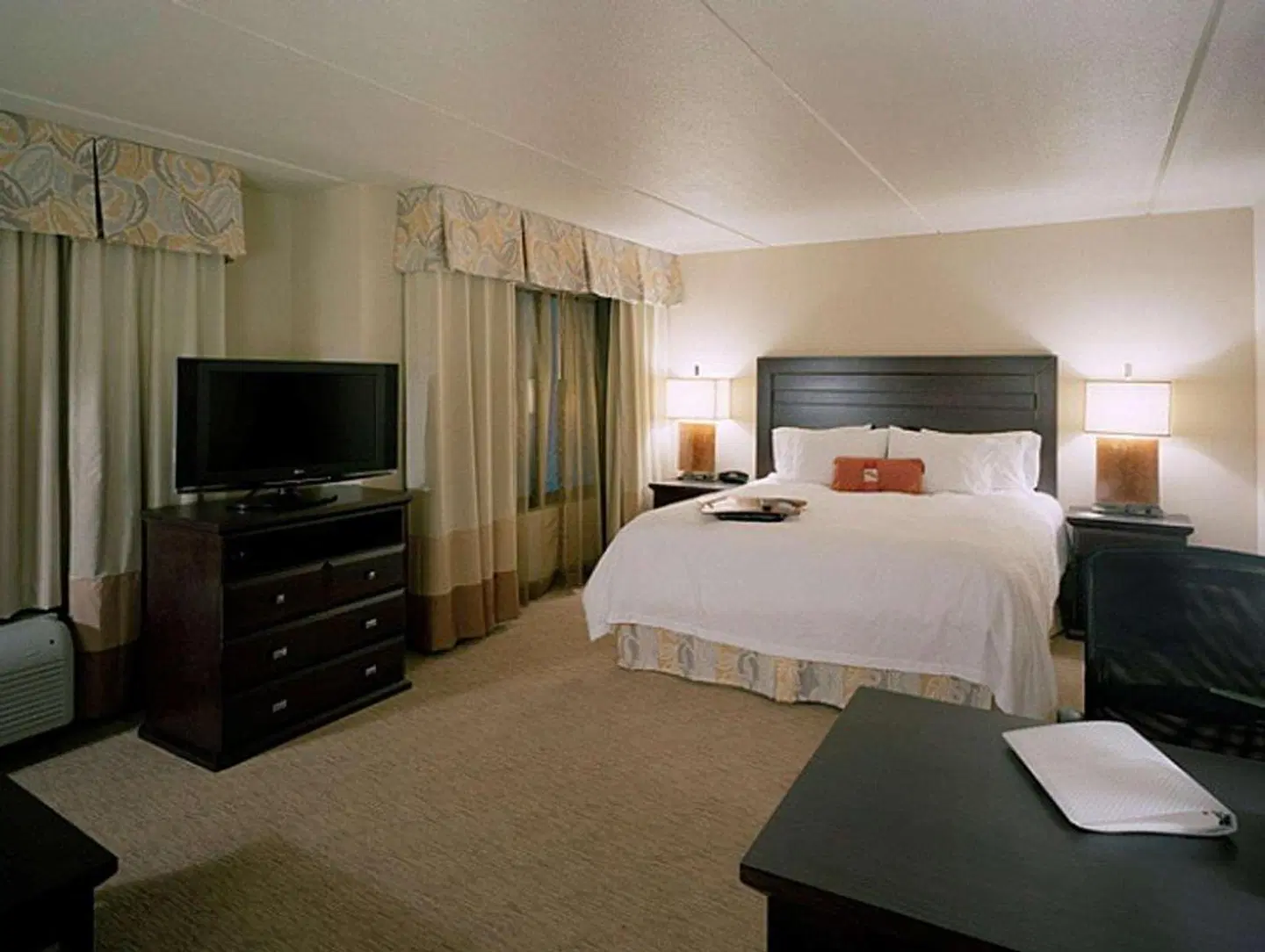 Hampton Inn & Suites Austin Cedar Park-Lakeline ROOM_EXAMPLE