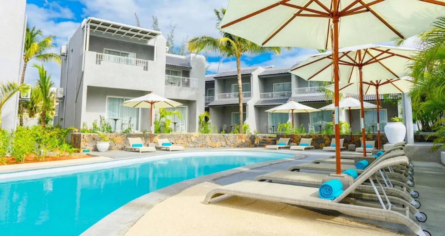Voile Bleue OUTDOOR_POOL