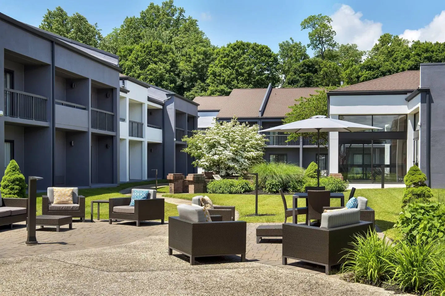 Courtyard by Marriott Poughkeepsie Terrasse