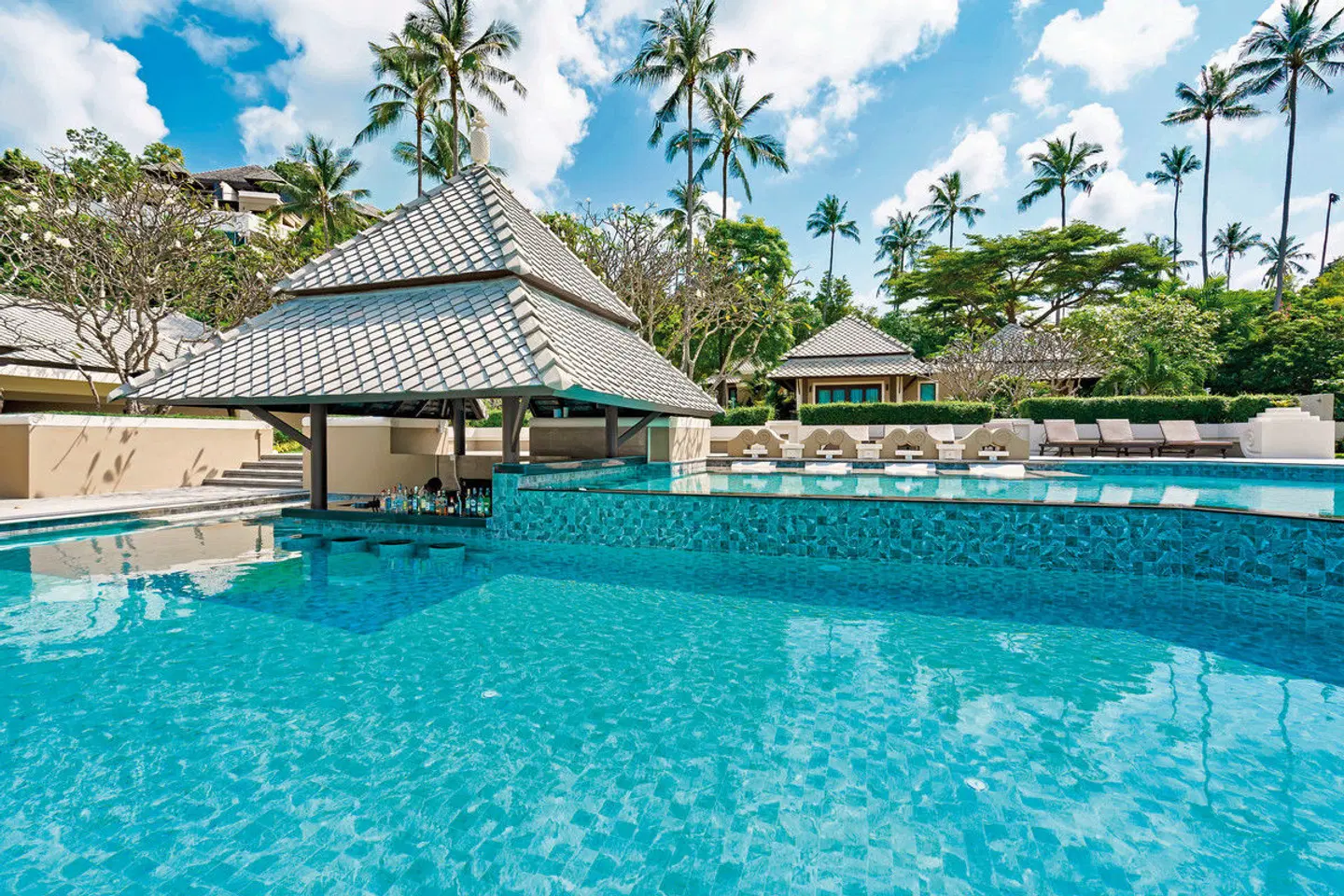 Fair House Villas & Spa OUTDOOR_POOL