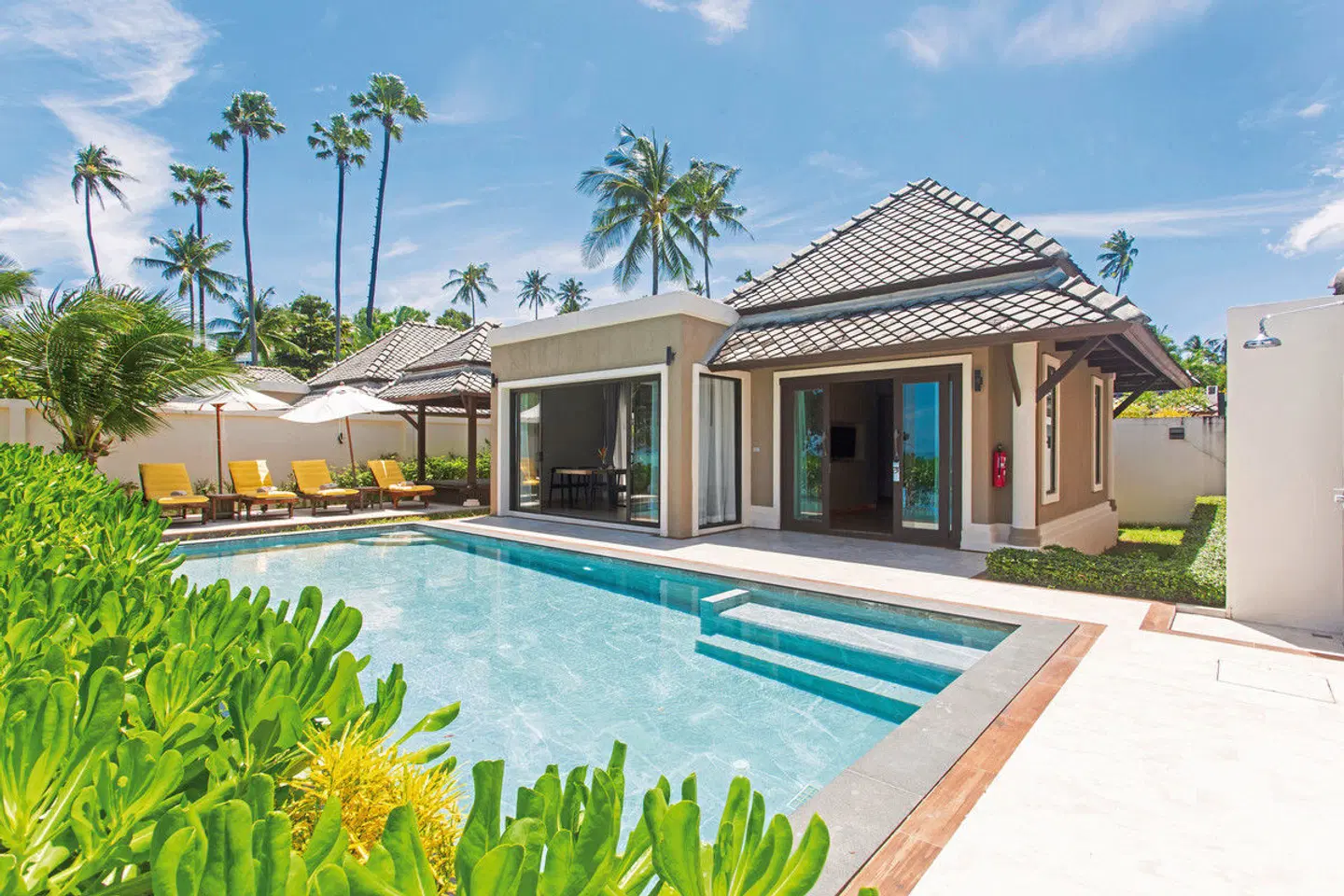 Fair House Villas & Spa OUTDOOR_POOL