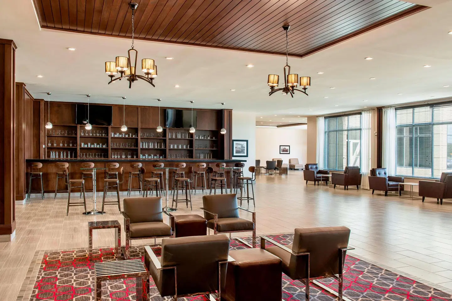 Four Points by Sheraton Grande Prairie Bar