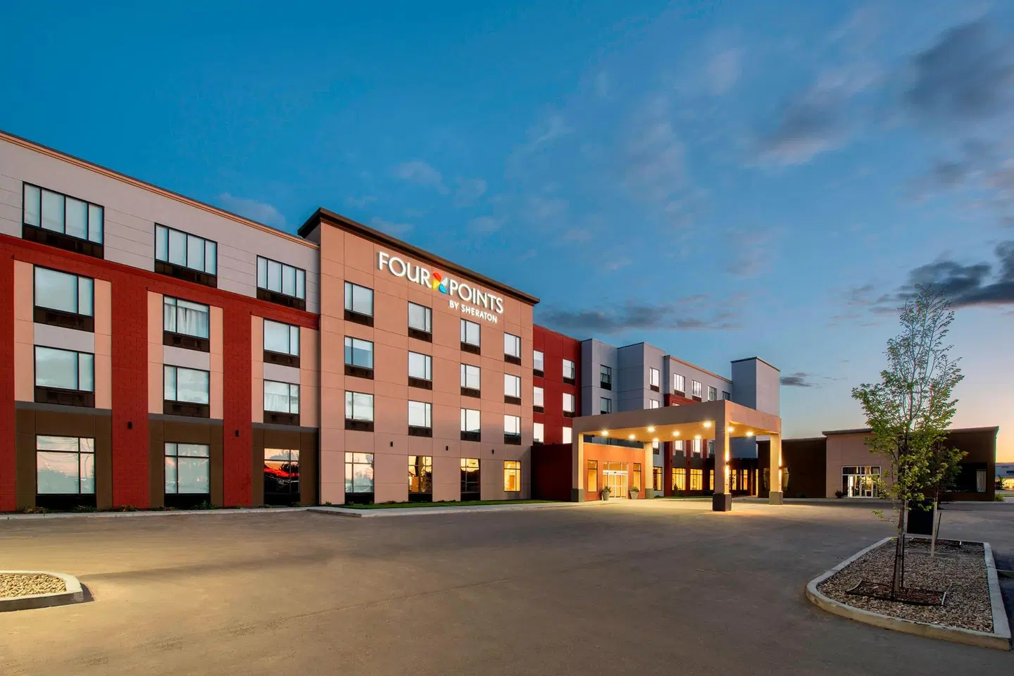 Four Points by Sheraton Grande Prairie EXTERIOR