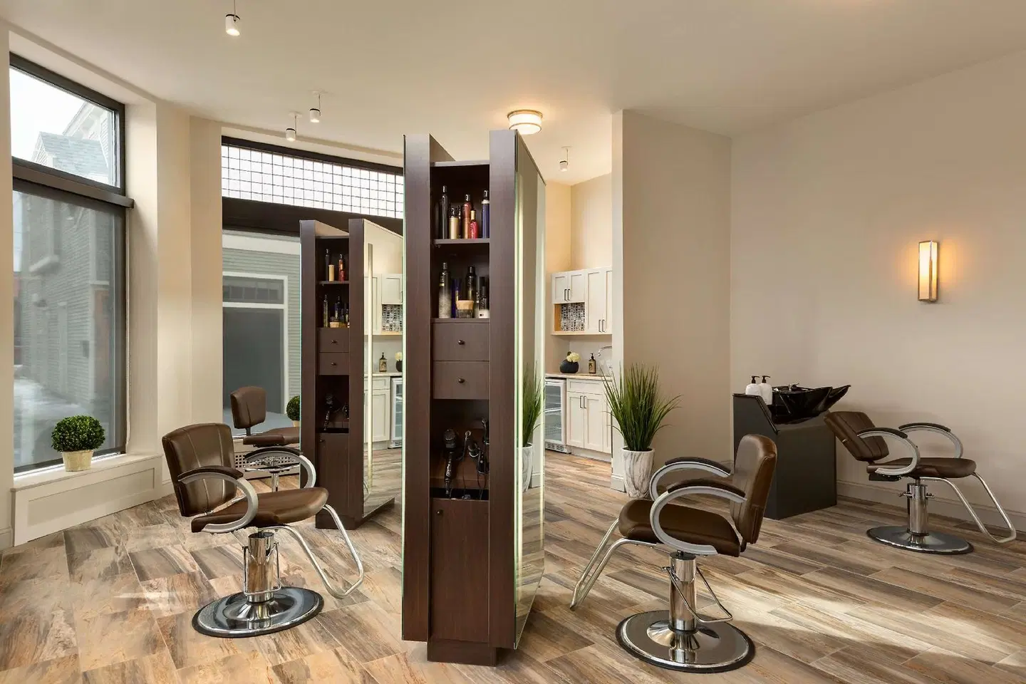 Hotel Saranac, Curio Collection by Hilton LOUNGE_LOBBY