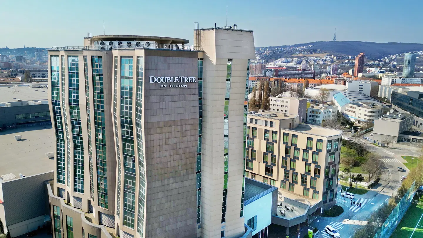 DoubleTree by Hilton Hotel Bratislava EXTERIOR