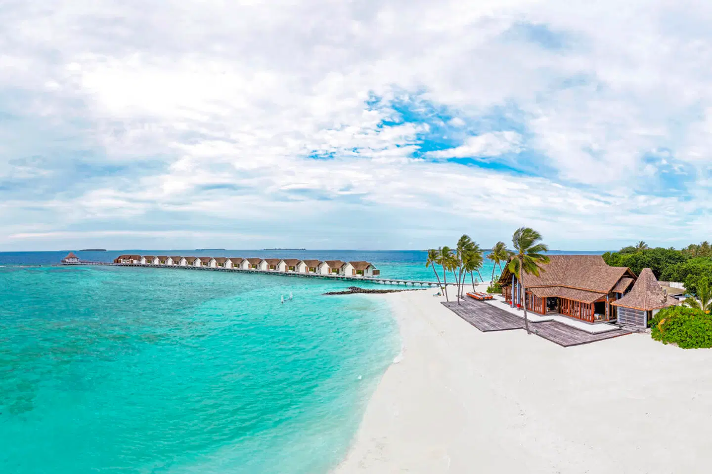 Furaveri Island Resort & Spa Strand