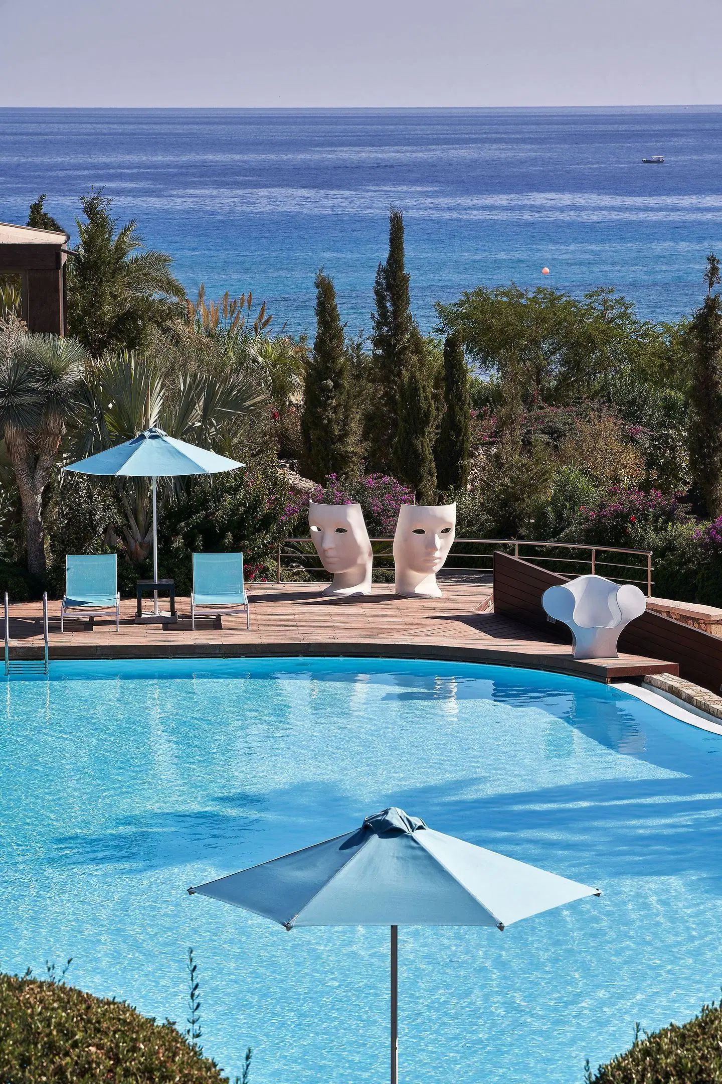 Aquagrand Artistic Luxury Beach Resort OUTDOOR_POOL
