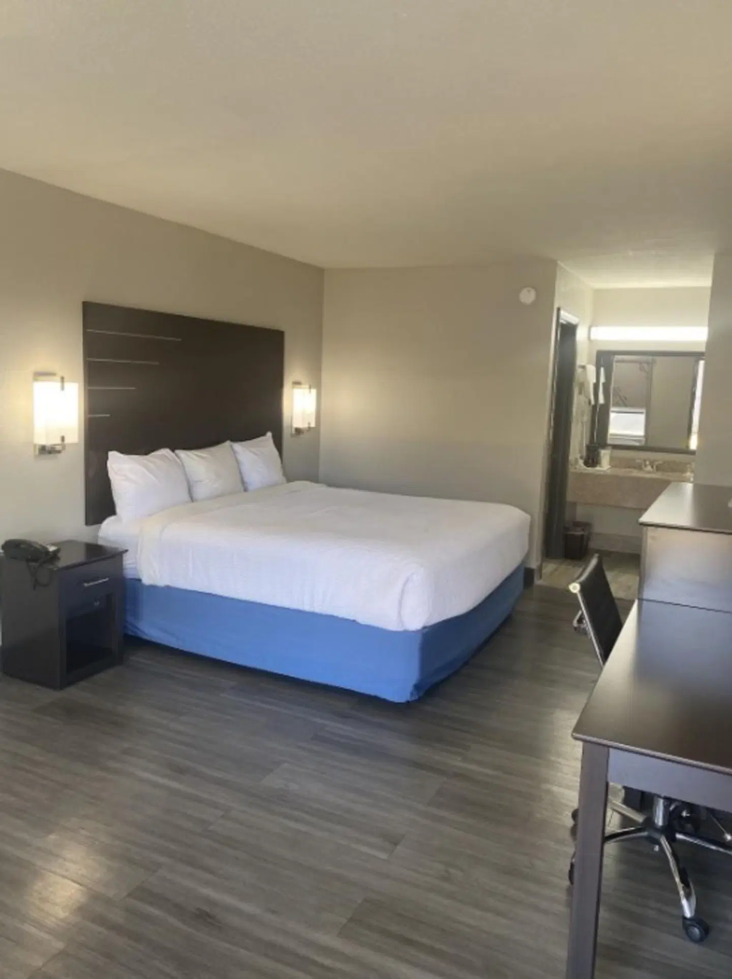 Days Inn by Wyndham Moss Point Pascagoula ROOM_EXAMPLE