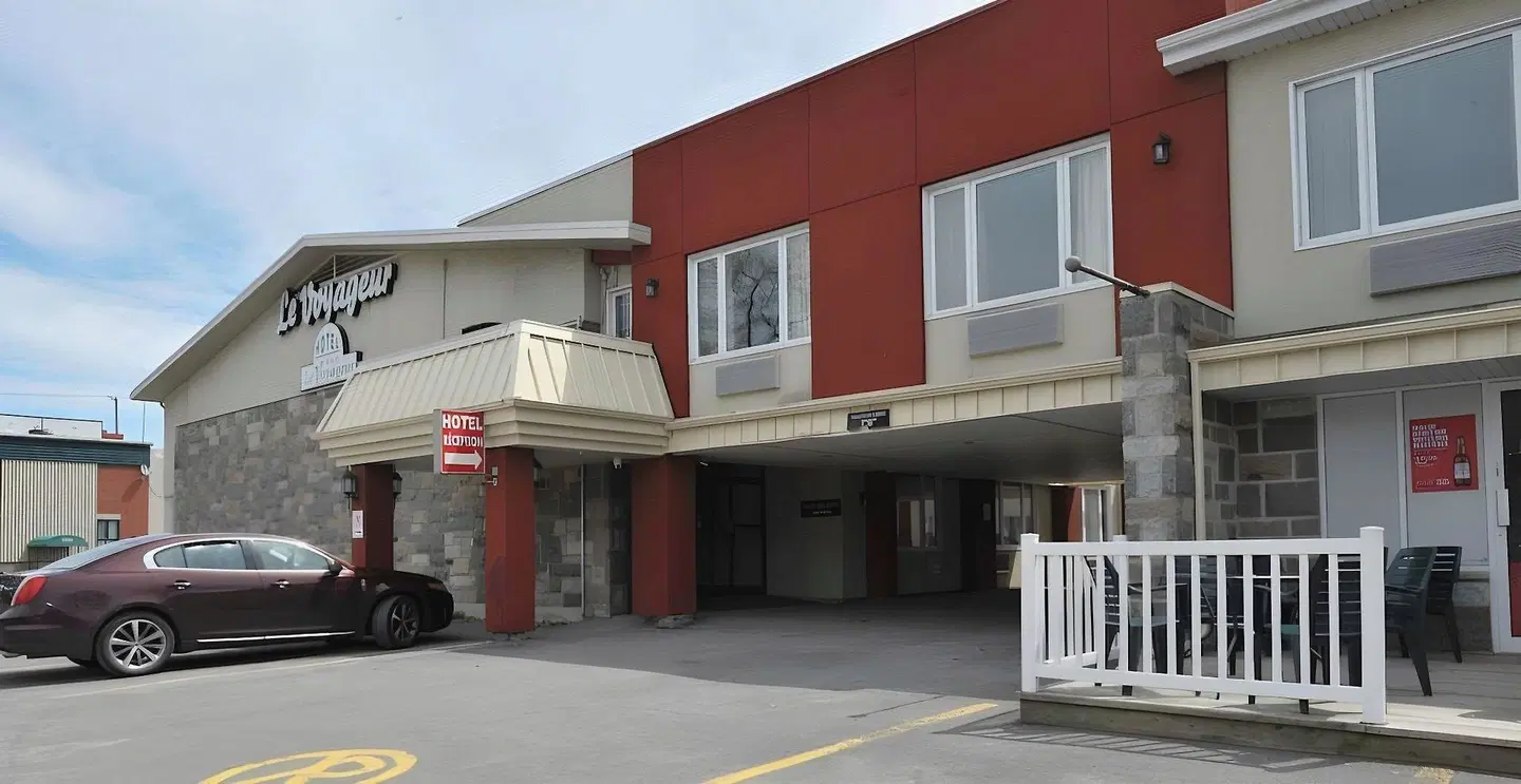 Le Voyageur EXTERIOR