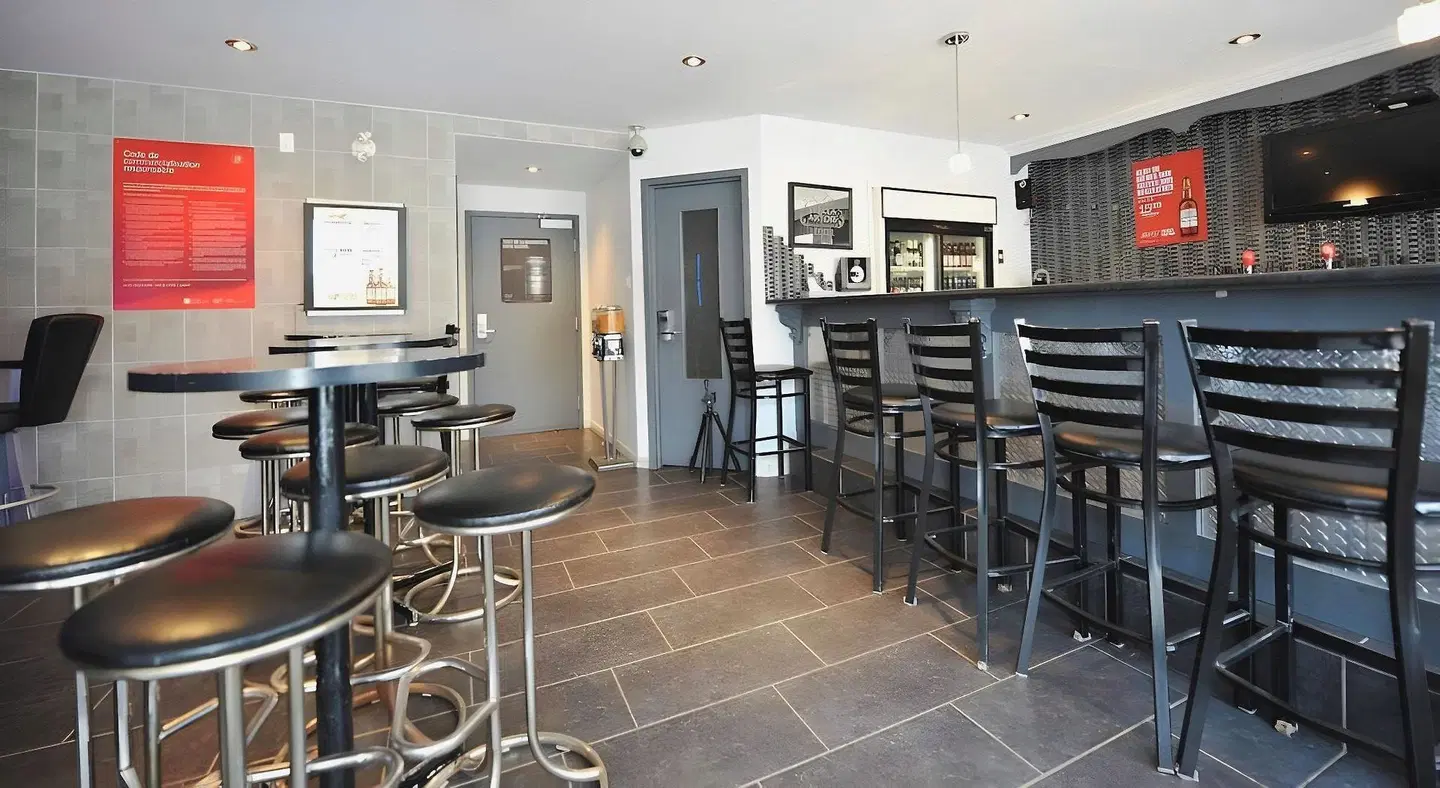 Le Voyageur Bar
