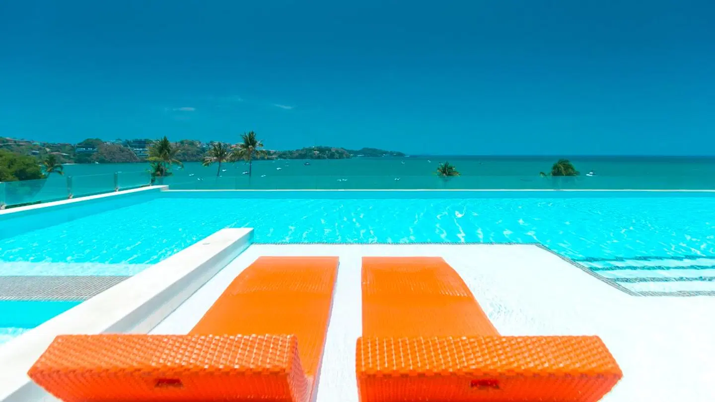 Bandara Phuket Beach Resort OUTDOOR_POOL