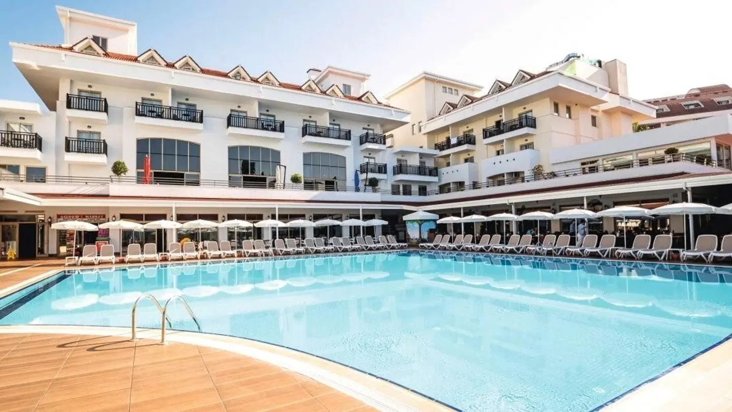 Side Aquamarin Resort & Spa OUTDOOR_POOL
