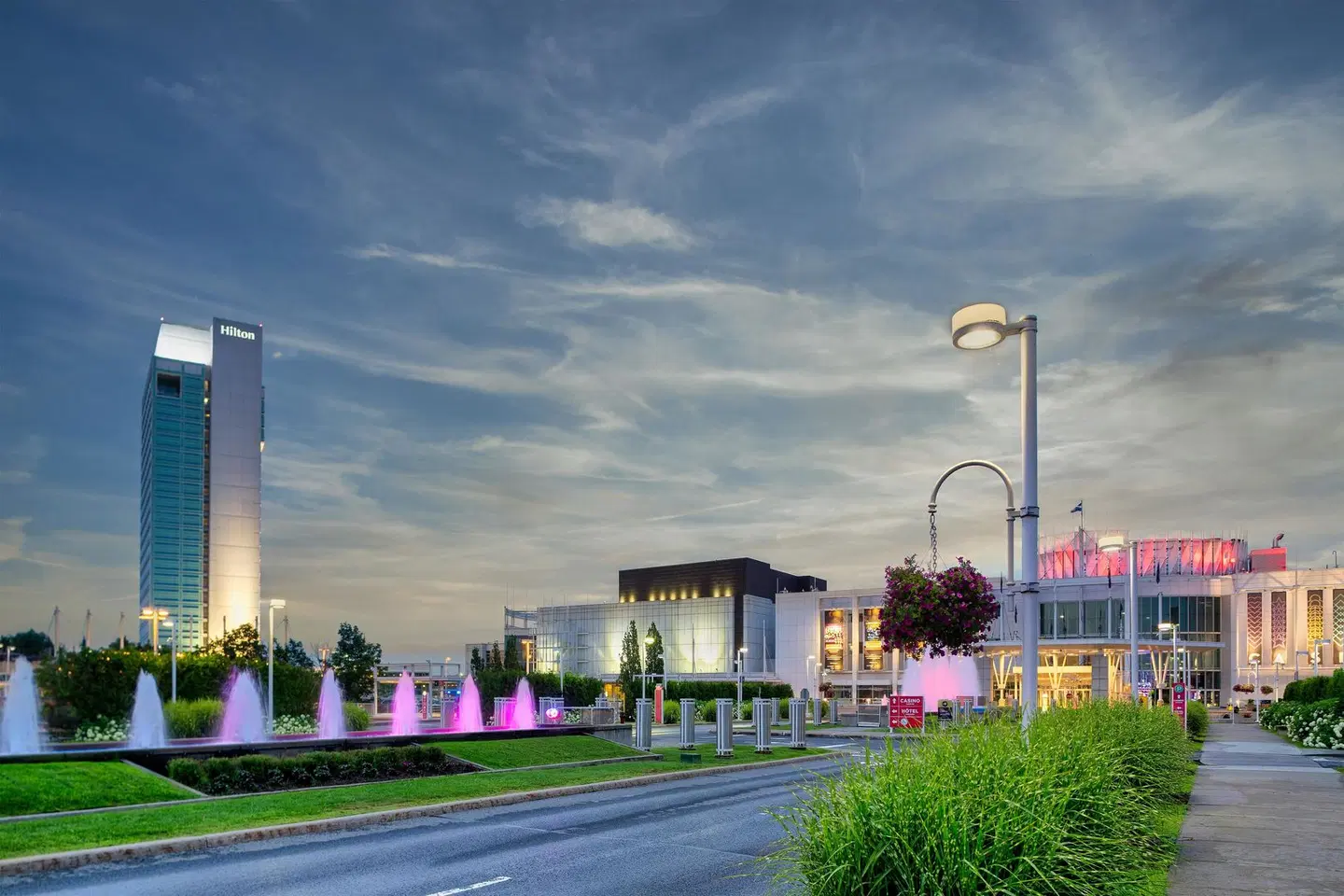 Hilton Lac-Leamy EXTERIOR