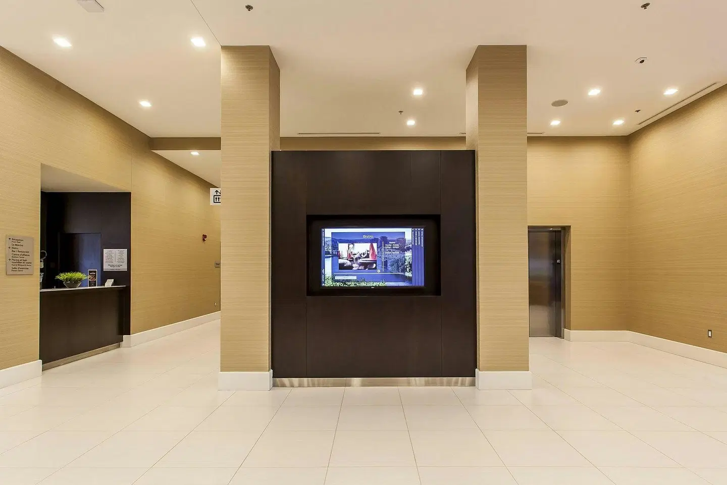 Courtyard by Marriott Montreal West Island/Baie DUrfe LOUNGE_LOBBY