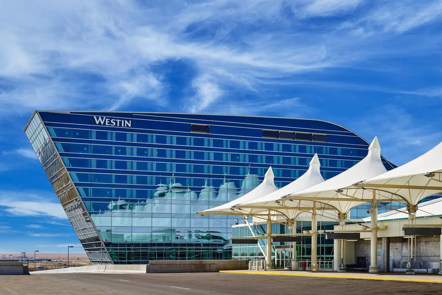 The Westin Denver International Airport EXTERIOR