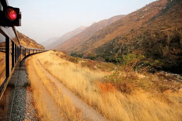 Rovos Rail - The Pride of Africa LANDSCAPE