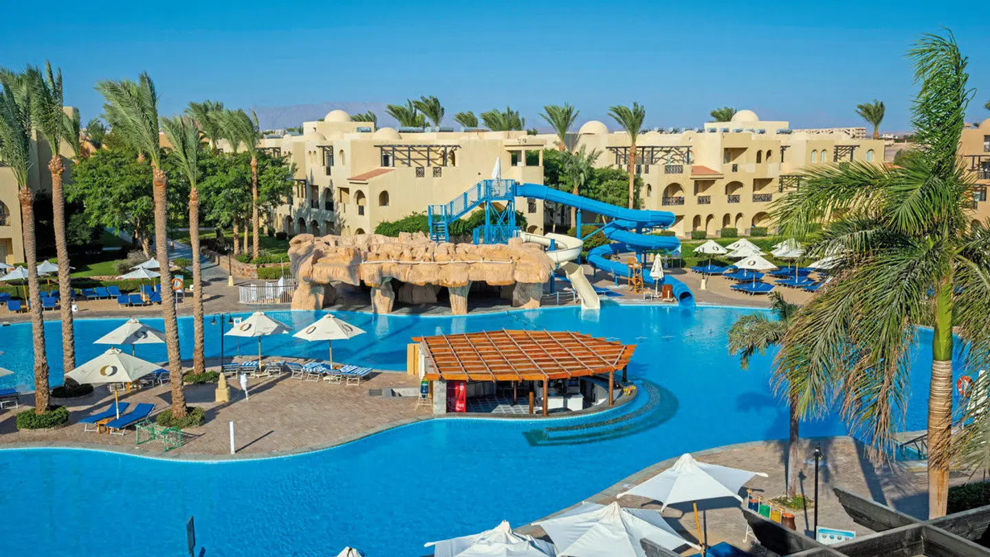 Stella Gardens Resort & Spa OUTDOOR_POOL