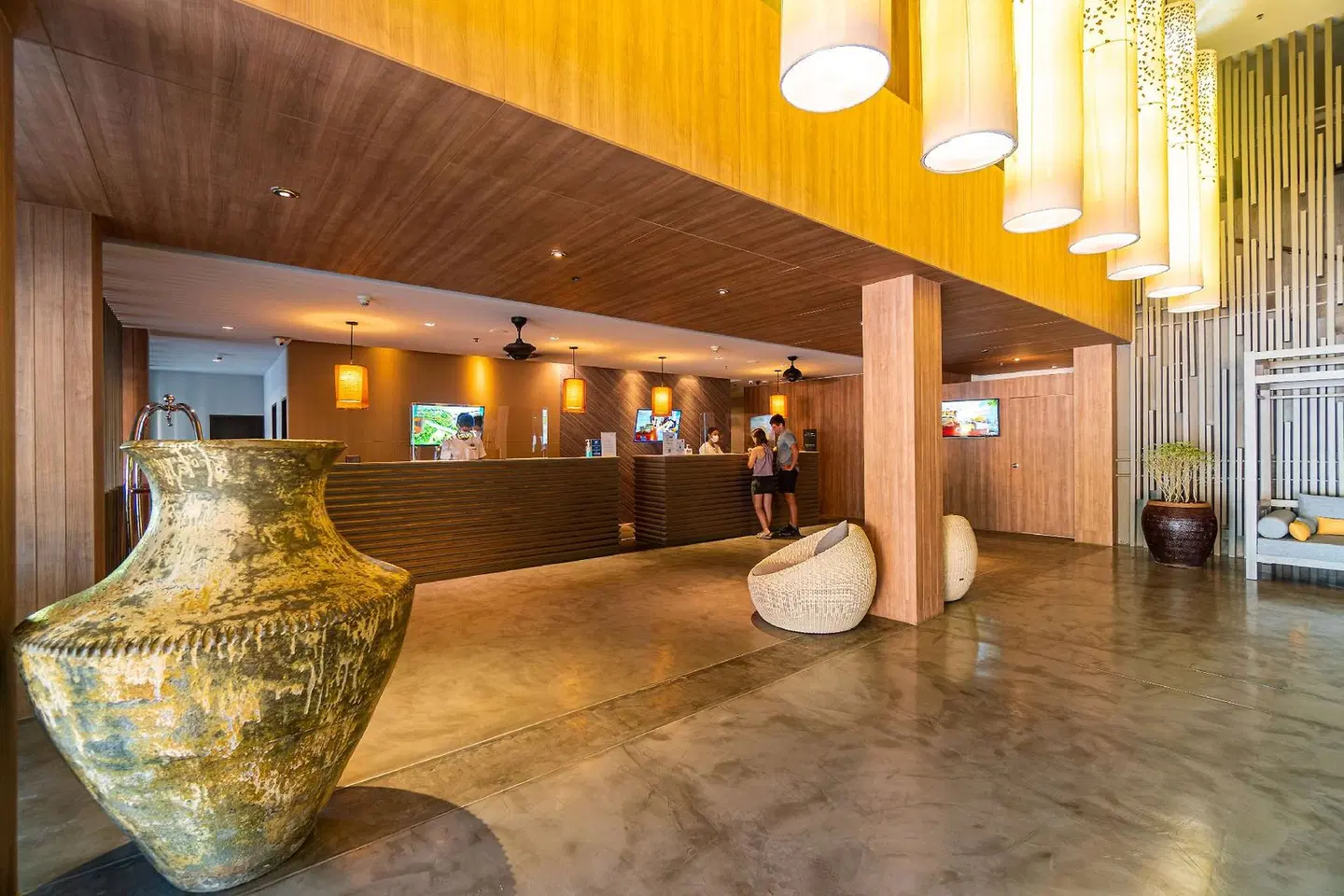 Radisson Resort and Suites Phuket LOUNGE_LOBBY