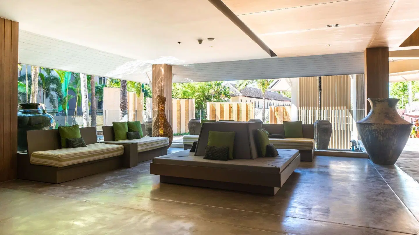 Radisson Resort and Suites Phuket LOUNGE_LOBBY
