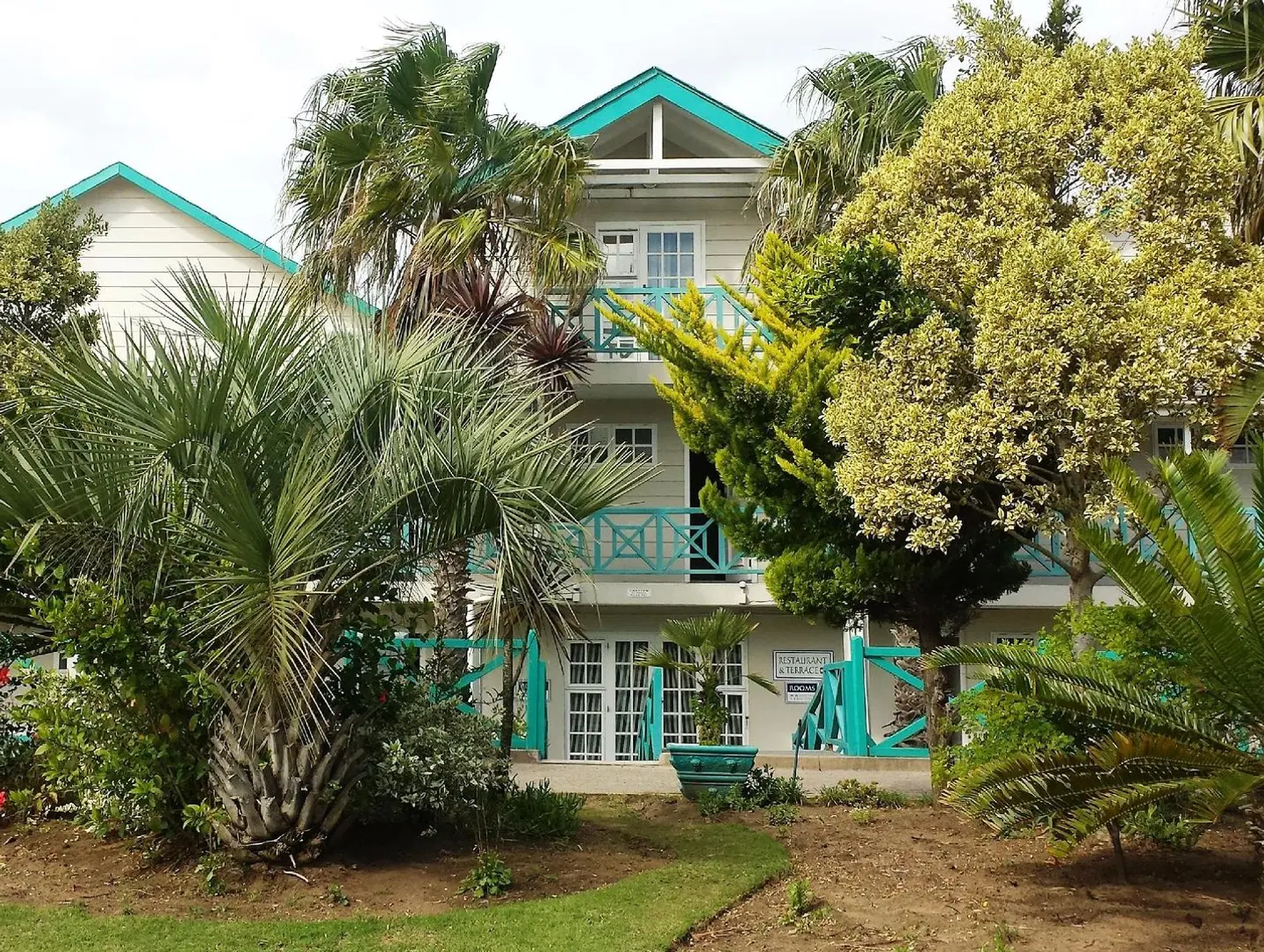 Halyards Hotel EXTERIOR