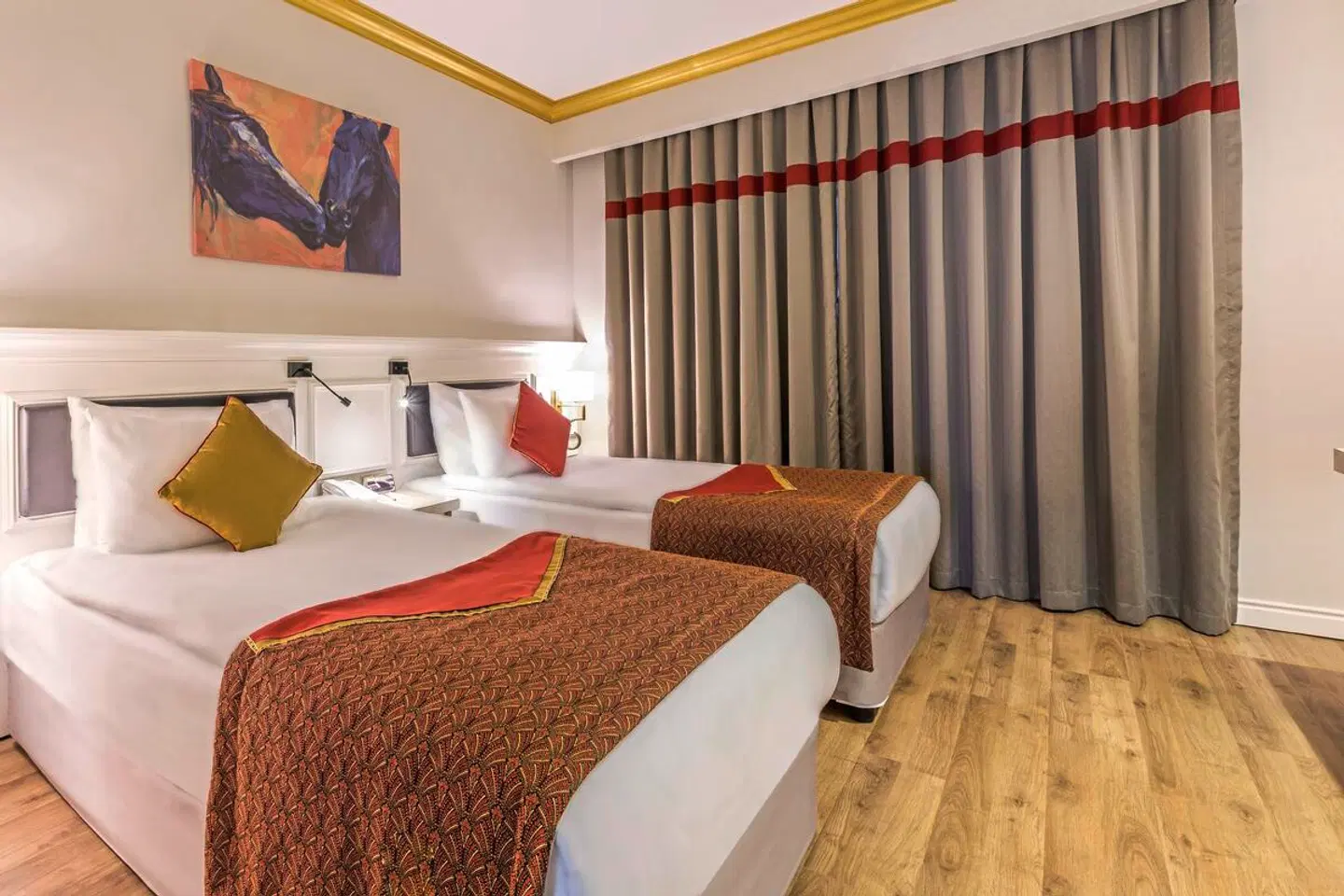 Mary Hotels Side ROOM_EXAMPLE