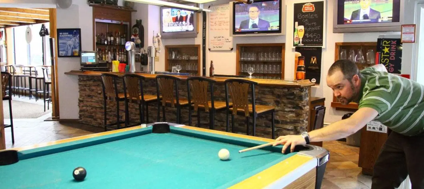 Whistler's Inn SPORTS_AND_LEISURE